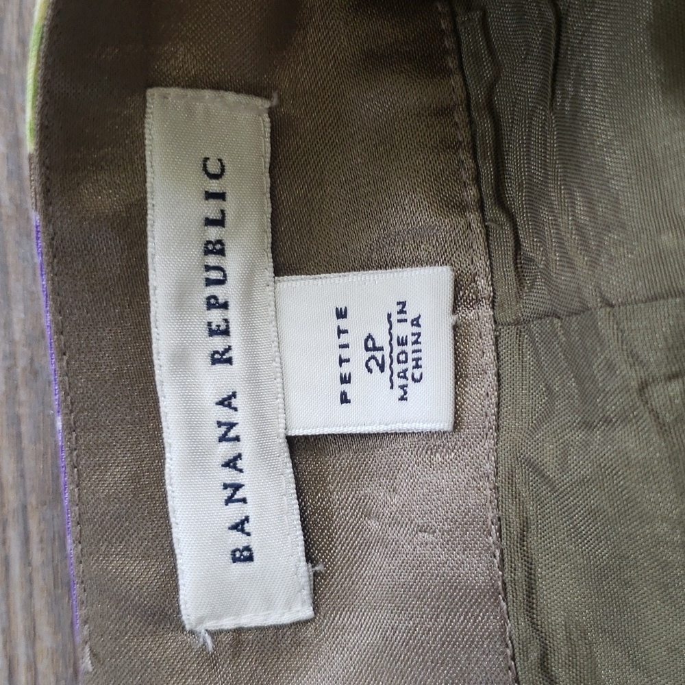 Banana Republic floral pencil skirt - Picture 2 of 14